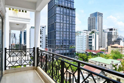 BKK1 3 Bedrooms  Rent $1,200/month 150m2