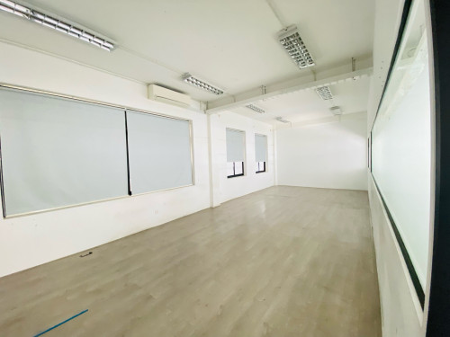 Building-School For Rent at Toul Tumpong near Moa Tse Tung Blvd