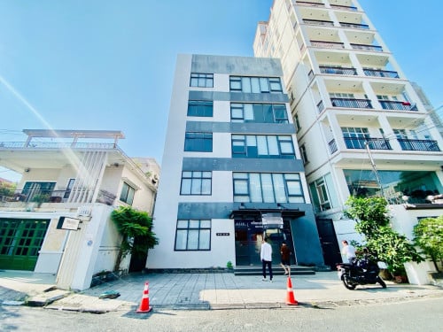 Building-School For Rent at Toul Tumpong near Moa Tse Tung Blvd