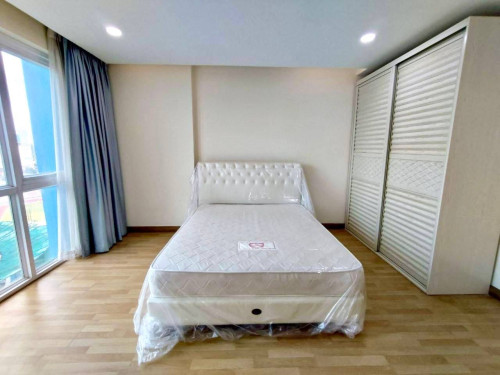 Condo olympia 2bedroom for rent (new furnitures)