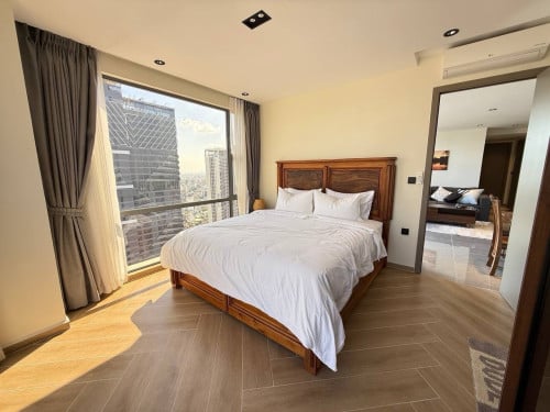 Condo resale in Bkk1