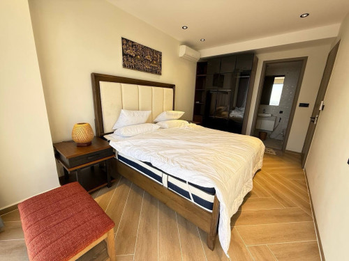 Condo resale in Bkk1
