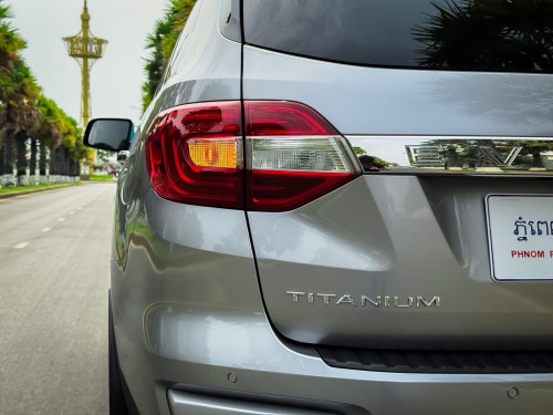 FORD EVEREST