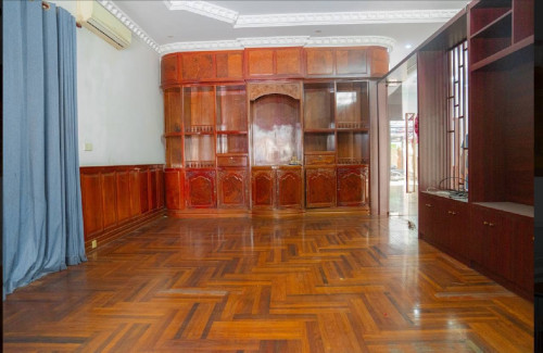 House for Rent & Sale in BKK1 | BKK1出租/出售别墅