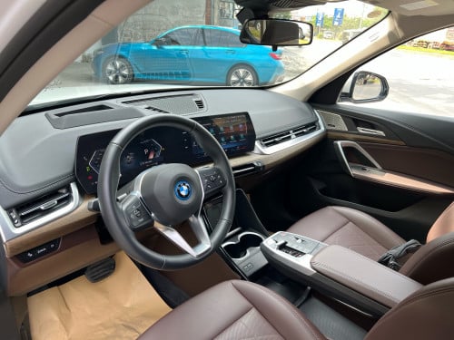 BMW IX1 xDrive30L 2024 EV