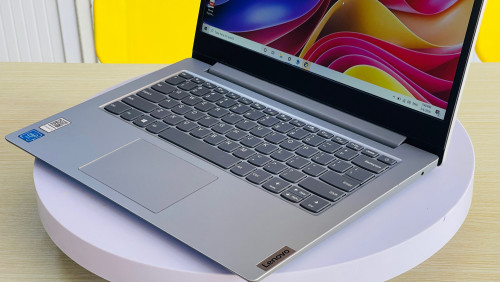 Lenovo Ideapad 1 (1ទឹកស្អាត 98% )ស្តើងស្អាត ស្រាល👍🏻✅🌸🥳