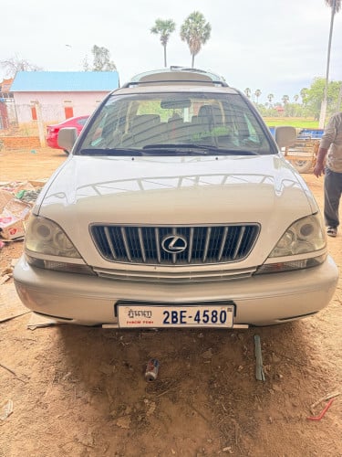 Lexus Rx300 ប៉ុងមួយ2001:13900$