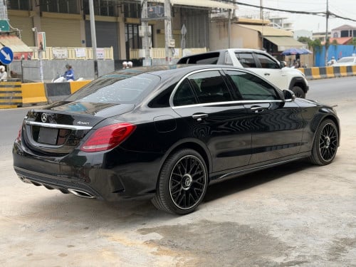 Mercedes Benz C300 AMG 2015