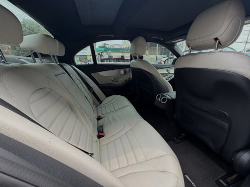 Mercedes Benz C300 AMG 2015