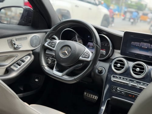 Mercedes Benz C300 AMG 2015