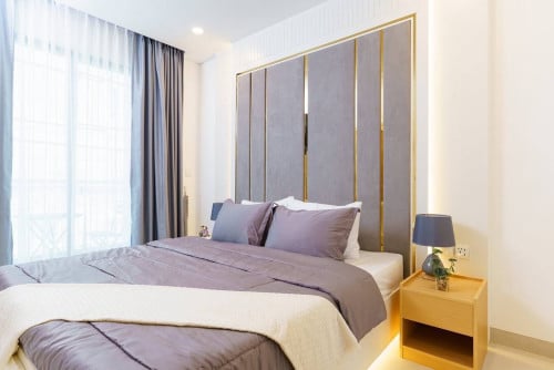 One Bedroom | 2 Bathroom