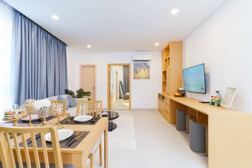 One Bedroom | 2 Bathroom
