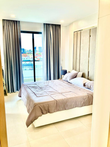 One Bedroom | 2 Bathroom