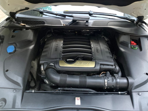 Porsche 2016 សាំងសុទ្ធ