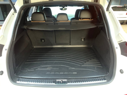 Porsche 2016 សាំងសុទ្ធ