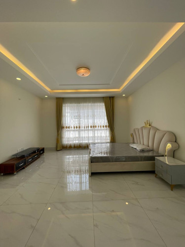Prince Villa for Rent in Borey PengHouth The Star Mera Garden 50m