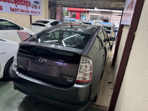 Prius 07h ឡានមូល រំលស់ហាងបាន