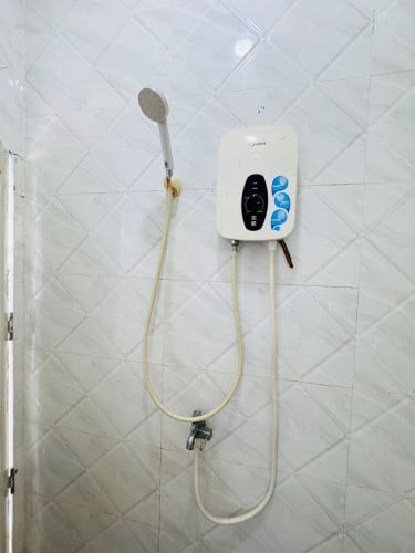 Room for rent Sihanouk Near Coffee corner