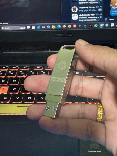 USB 3.0 32GB មុខពីរ ប្រើជាមួយទូរសព័្ទនិងកុំព្យូរទ័រ