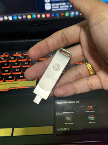 USB 3.0 32GB មុខពីរ ប្រើជាមួយទូរសព័្ទនិងកុំព្យូរទ័រ