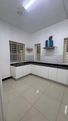 វីឡាភ្លោះចង់លក់ តម្លៃធូ (រូបគំរូប)