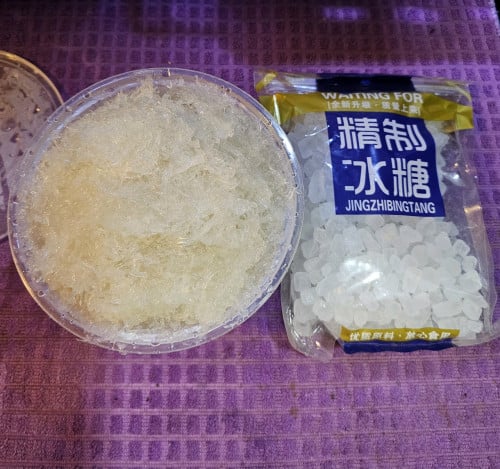 សំបុកត្រចៀកកាំសើម