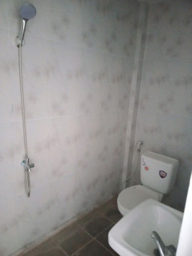 ផ្ទះខ្លួនឯងលក់ខាត់វិញ