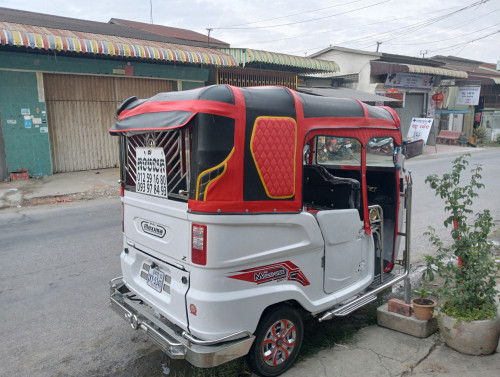កង់បីស្អាត