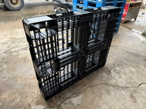 បាឡែតជ័រខ្នាត 100cm x 120cm តម្ពស់ 15cm