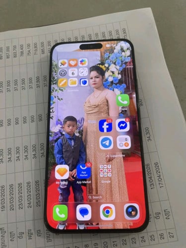 លក់រឺដូរជា1iphone  Honor400 99℅មានឆ្នាំងសុីន មានប្រអប់