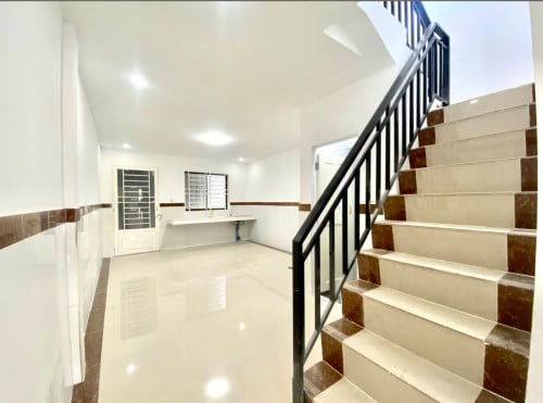 ផ្ទះអាជីវកម្មសម្រាប់លក់ | Commercail house for sale (ទីតាំង​ជិតបន្ទាយអង្គរក្ស)