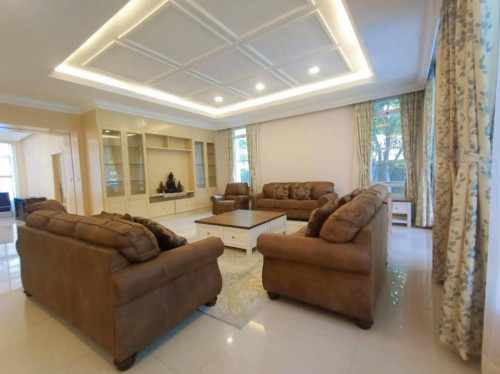 វីឡាឃីងកែង សម្រាប់ជួល | King Villa For Rent In Borey Penghout Boeung Snor