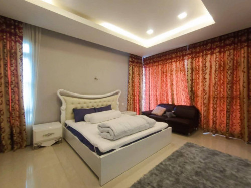 វីឡាឃីងកែង សម្រាប់ជួល | King Villa For Rent In Borey Penghout Boeung Snor