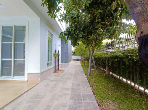 វីឡាឃីងកែង សម្រាប់ជួល | King Villa For Rent In Borey Penghout Boeung Snor