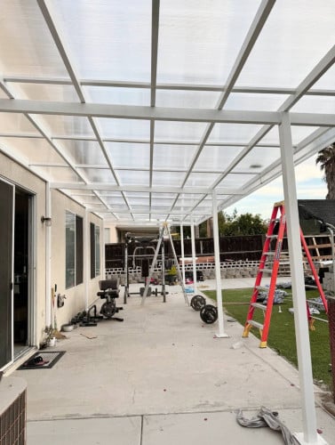 ដំបូលប៉ូលីស្រទបចេក Polycarbonate Hallow Sheet