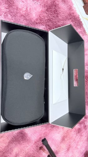 ចង់ លក់ Smart Guitar មួយដើម សម្រាប់ បងៗដែរ ចង់ចេះលេងលឿនអាចសាកបាន Guitar  នៅថ្មីប្រើបានម្តង
