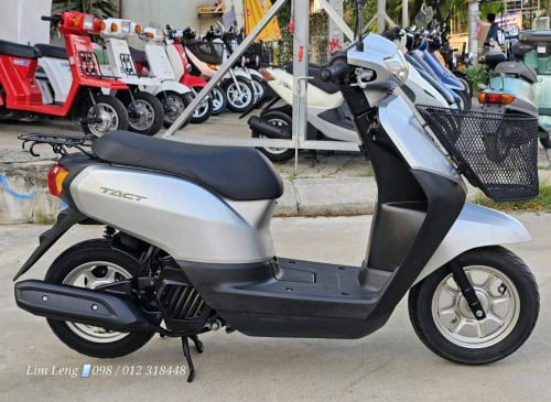 ជប៉ុនHonda TACT Fi 50cc ឆ្នាំខ្ពស់ ធានាថ្មីខ្លាំង ស៊ីសាំងតិចម៉ាស៊ីនហាប់ណែនតាន់ល្អទឹកថ្នាំសុីន