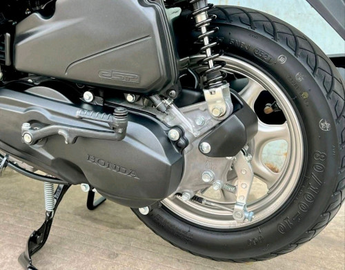 ជប៉ុនHonda TACT Fi 50cc ឆ្នាំខ្ពស់ ធានាថ្មីខ្លាំង ស៊ីសាំងតិចម៉ាស៊ីនហាប់ណែនតាន់ល្អទឹកថ្នាំសុីន