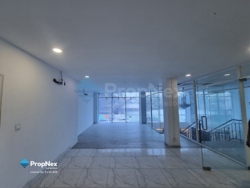 🏢 Building for Rent – in BKK3