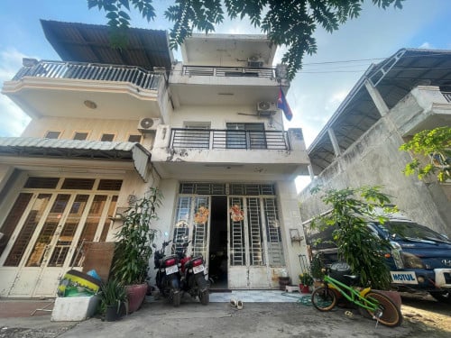 🏦 Link House Available for Urgent Sale at a Special Price (Negotiable).