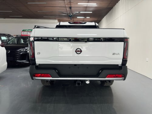 👉Nissan Z9 ឆ្នាំ 2026 Full option 37500$