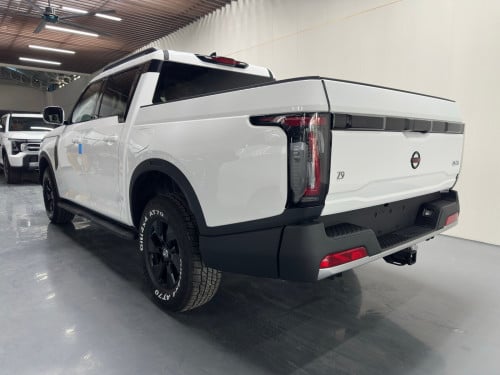 👉Nissan Z9 ឆ្នាំ 2026 Full option 37500$