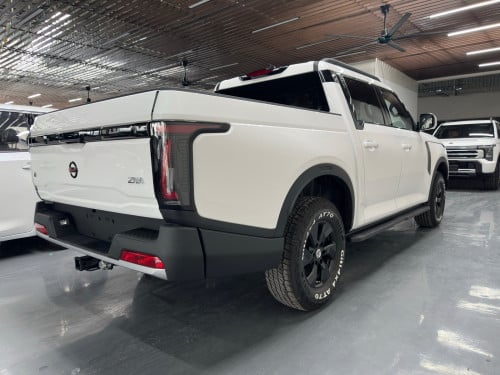 👉Nissan Z9 ឆ្នាំ 2026 Full option 37500$