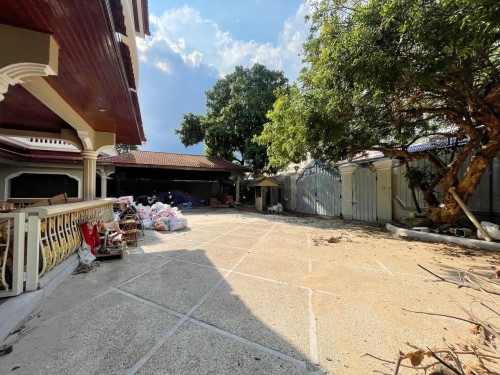 វីឡាសម្រាប់ជួល នៅផ្សារទួលទំពូង | Villa For Rent At Phsar Toul Tumpong