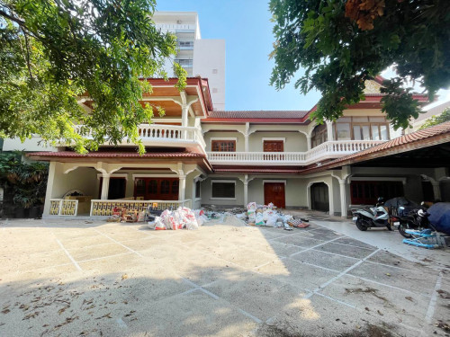 វីឡាសម្រាប់ជួល នៅផ្សារទួលទំពូង | Villa For Rent At Phsar Toul Tumpong