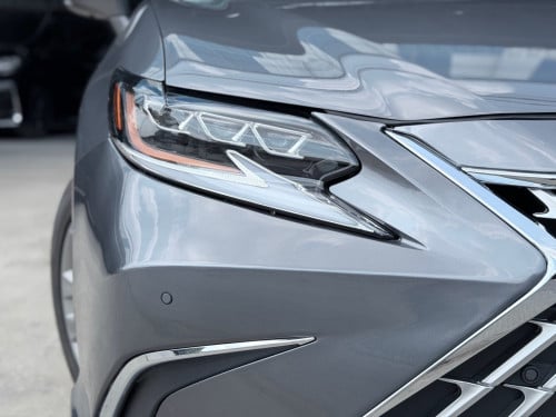 2013 Lexus ES300h ឡើងមុខហើយ ឡានស្អាត