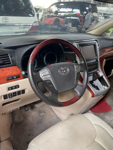 Alphard Japen