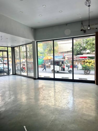 Corner Shop For Rent In BKK1