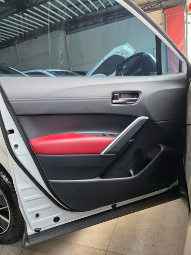 COROLLA CROSS 2024