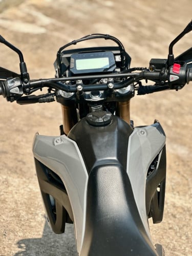 CRF 300L ឆ្នាំ2025 ម៉ូតូ គីឡូសិន មួយរយជាង ម៉ូតូខ្ចី